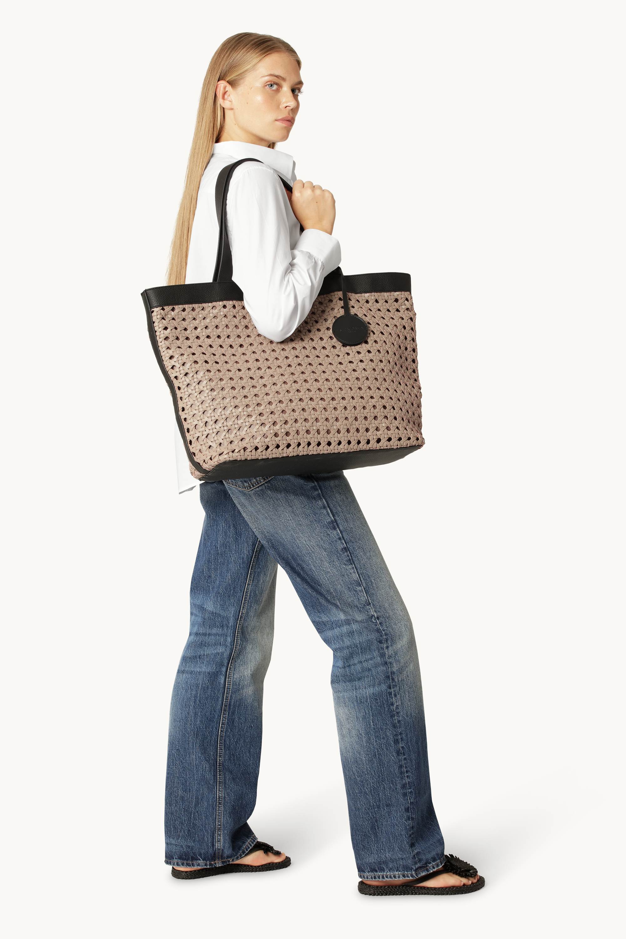 Large Beach Bag - Sand Pile Black