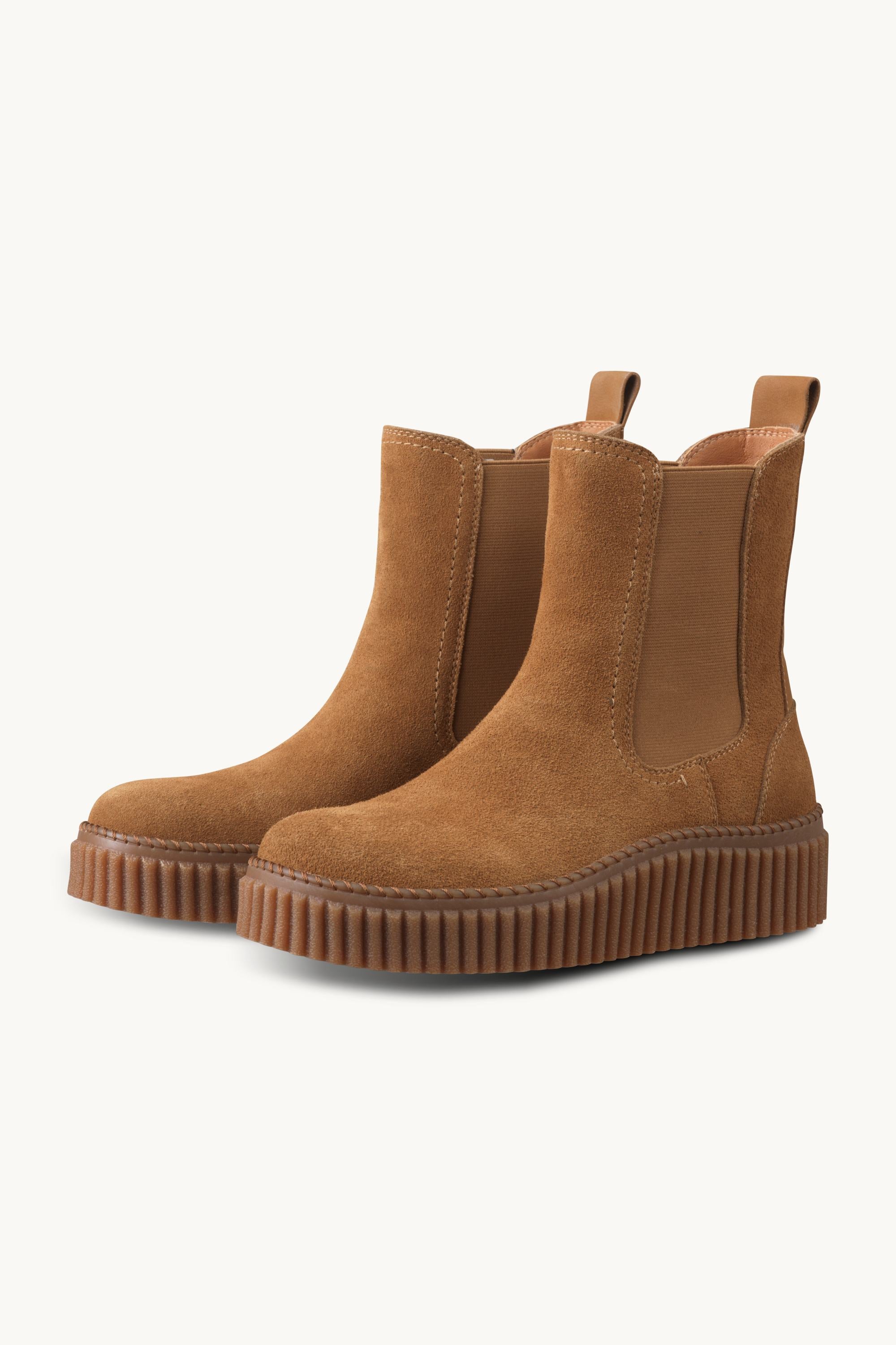 Chelsea Boots - Cashew Clay