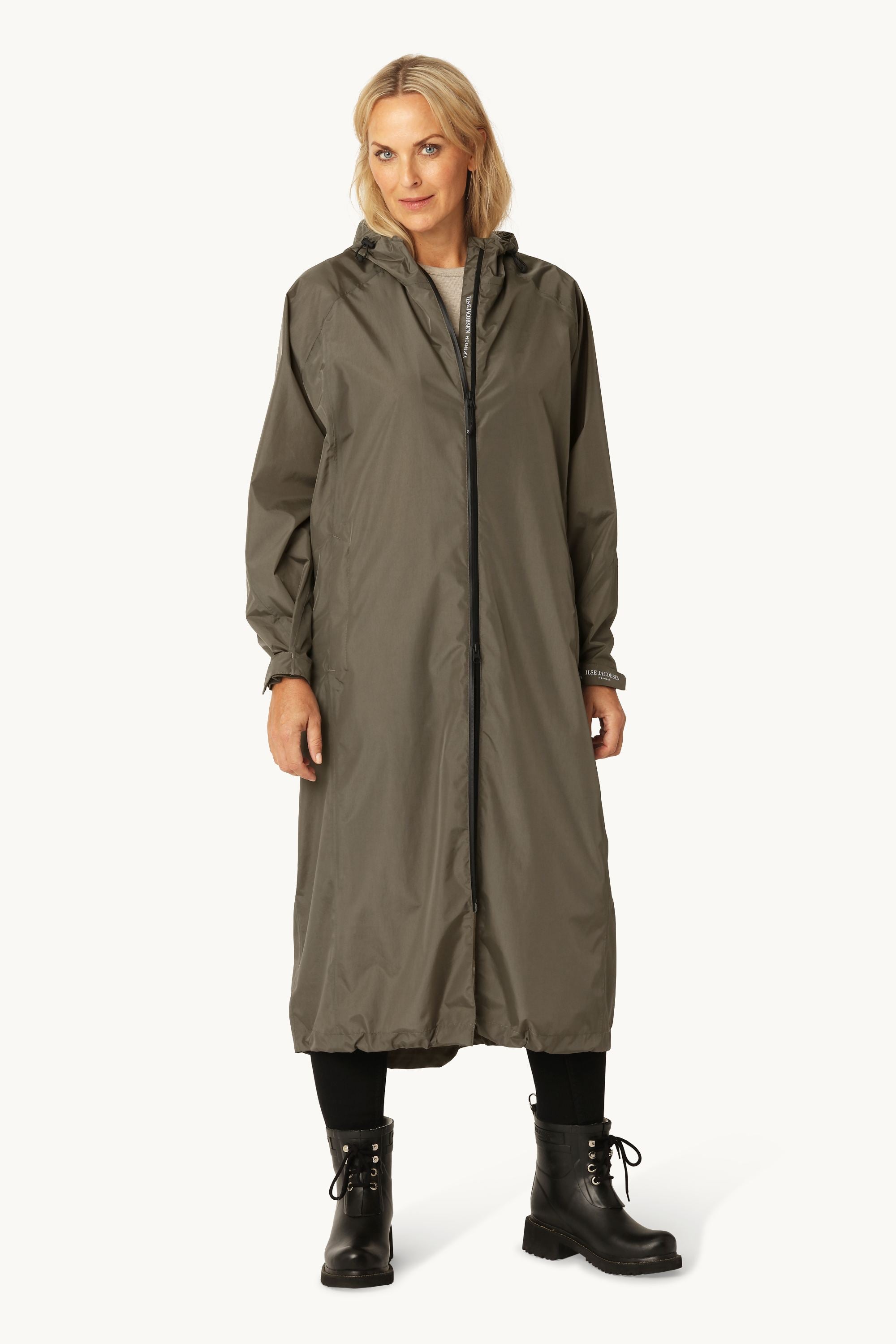 Raincoat - Tarmac