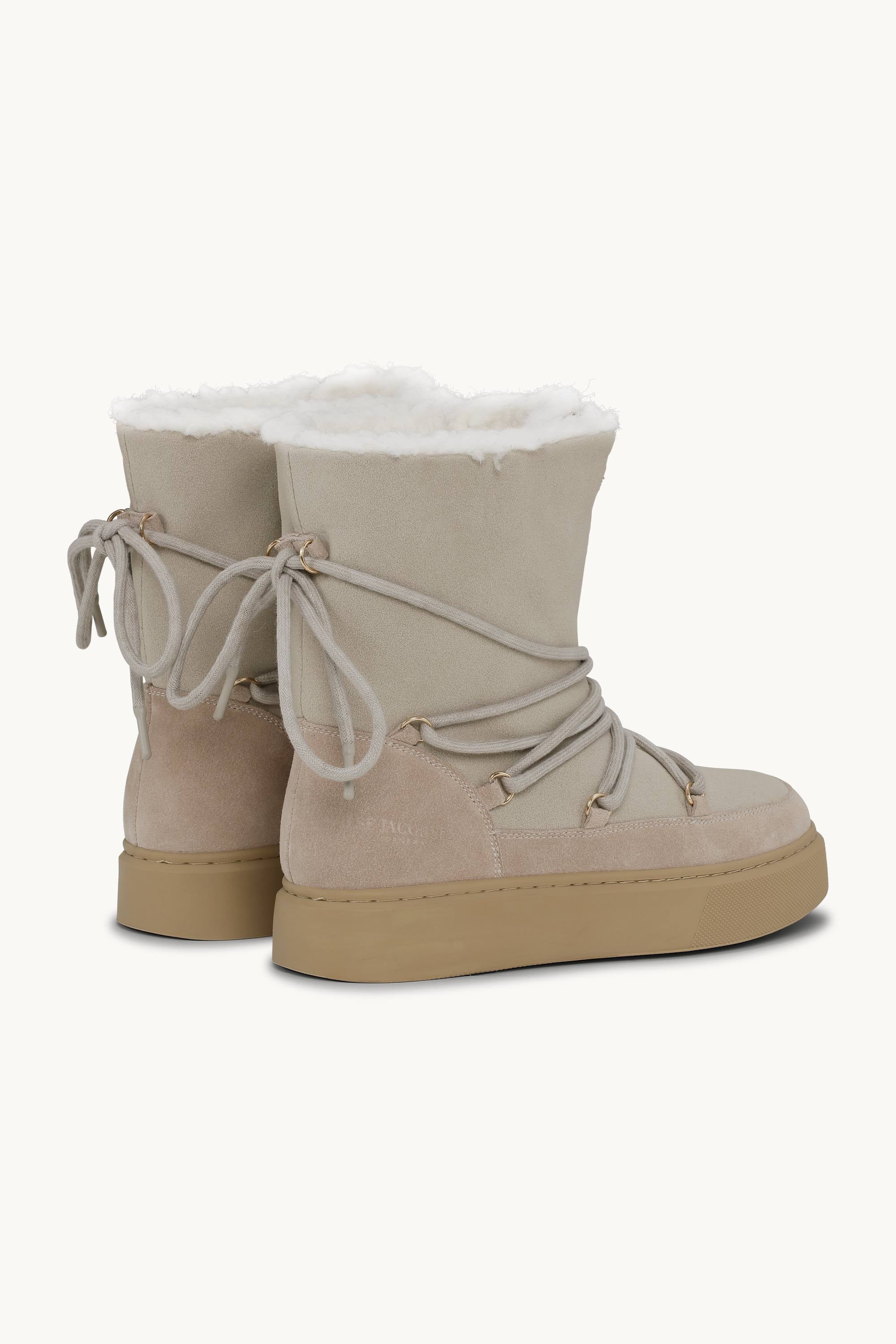 Winter Boot with Laces - Atmosphere Natural