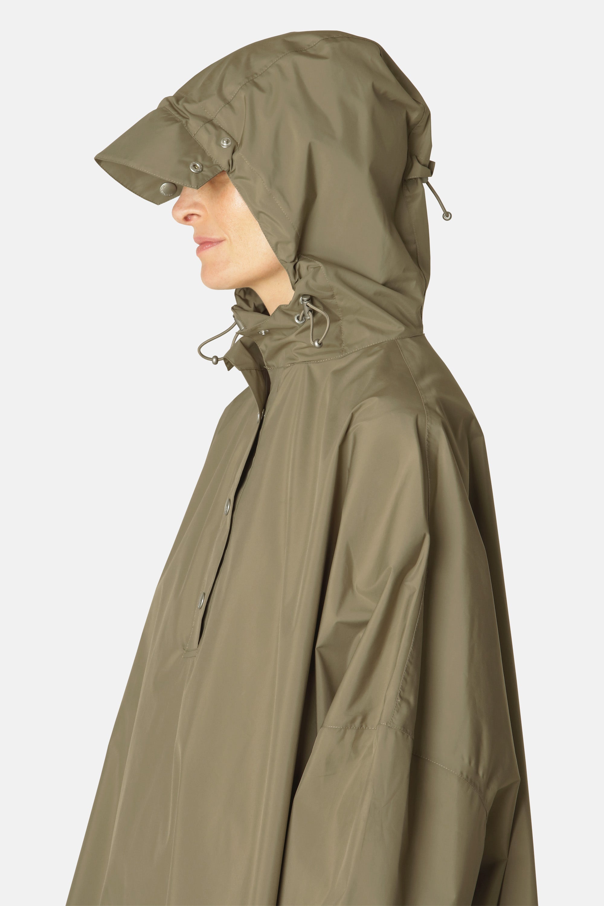 Ilse Jacobsen Hornbæk Rain Poncho w. Sleeves Poncho 496 Covert Green