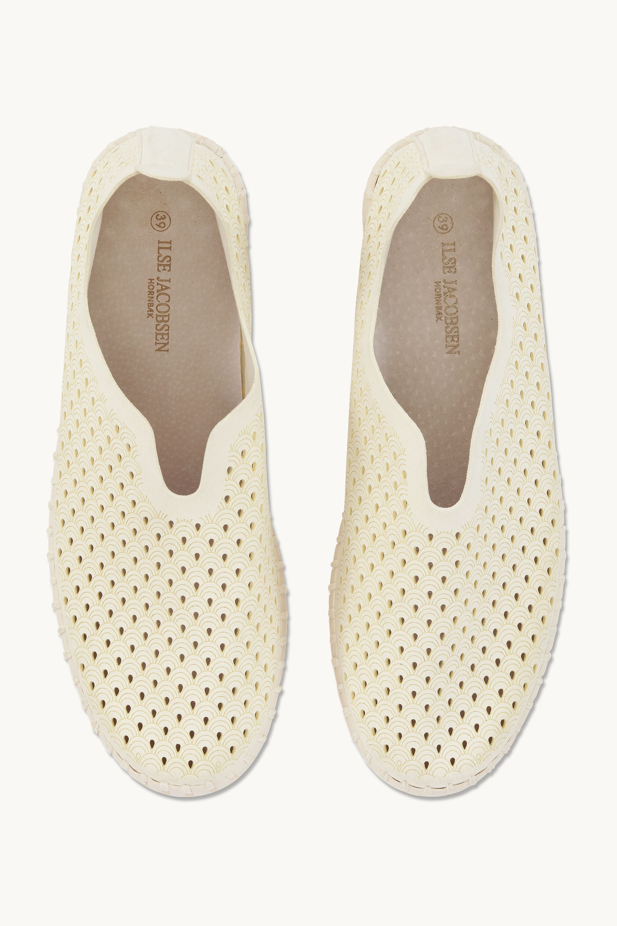 Tulip Flats - Milk Creme