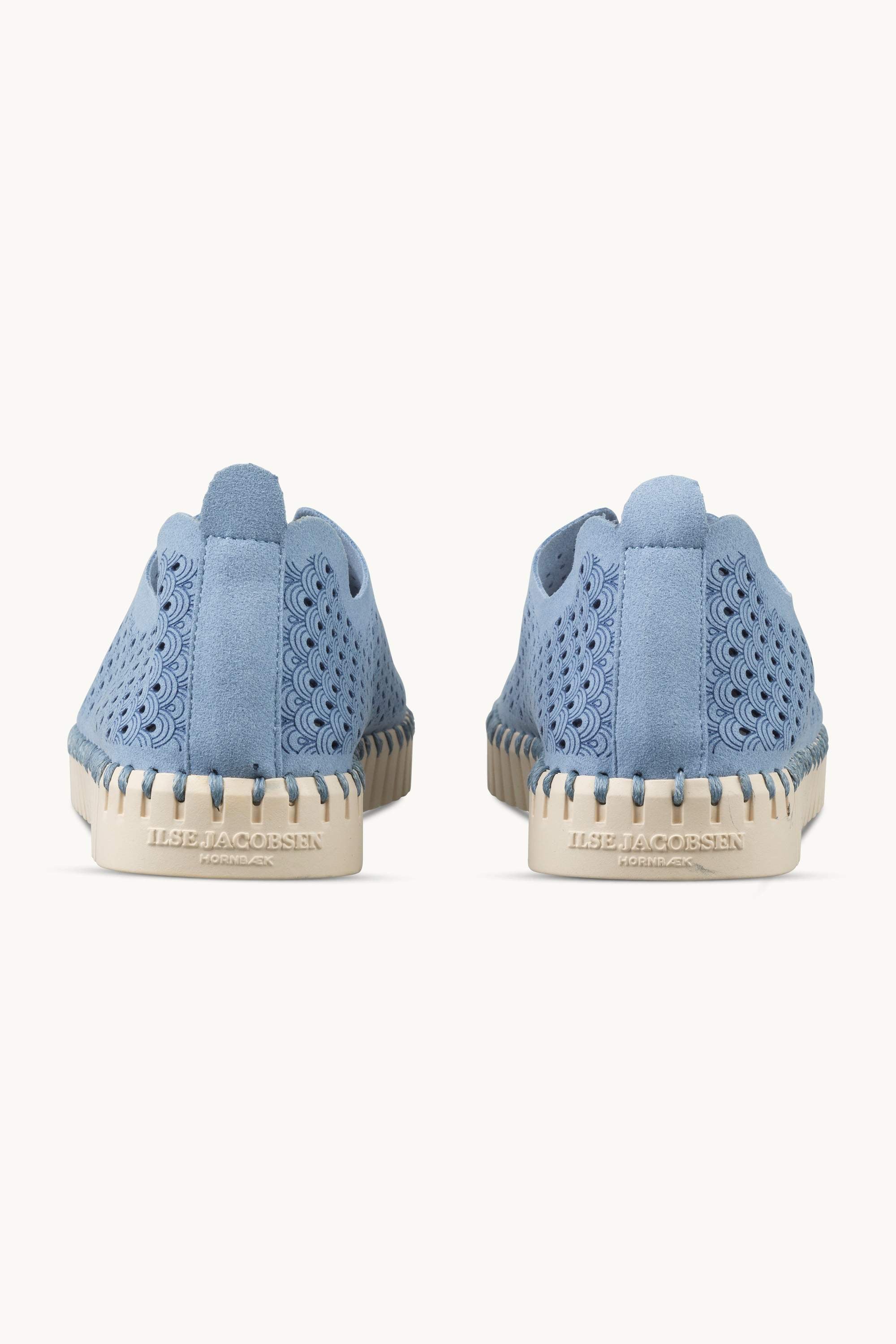 Tulip Shoe - Cornflower Pearled Ivory
