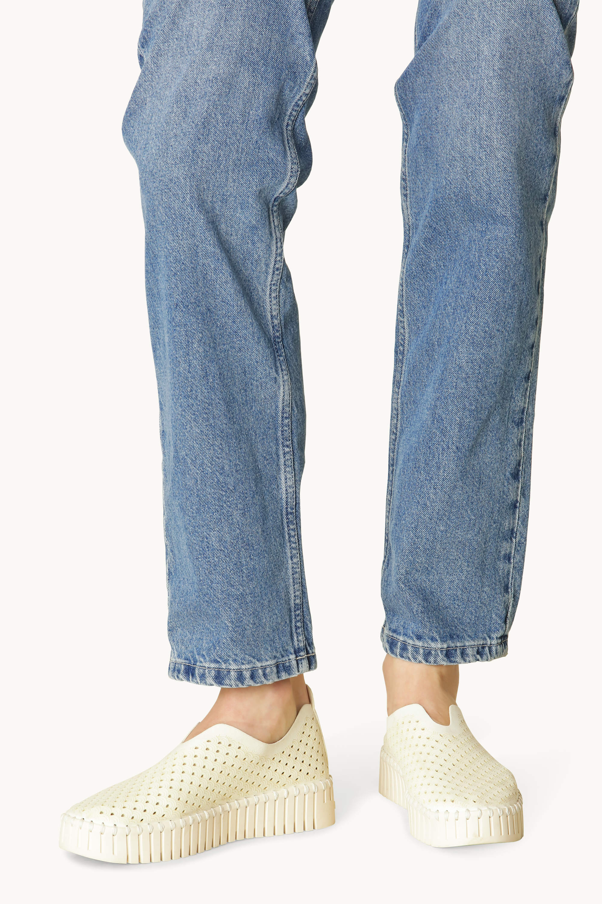 Platform Tulip Flats - Milk Creme
