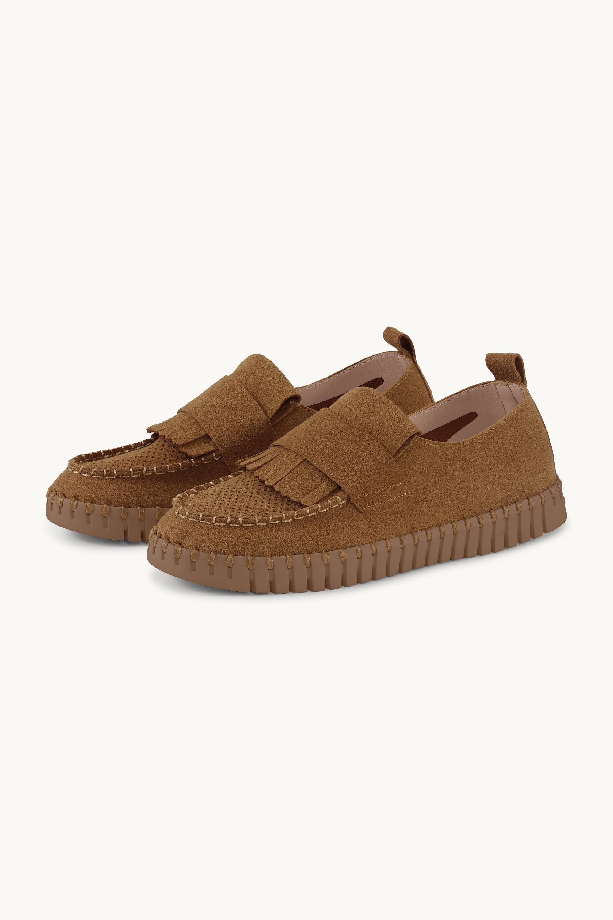 Tulip Fringe Loafer - Cashew Cashew