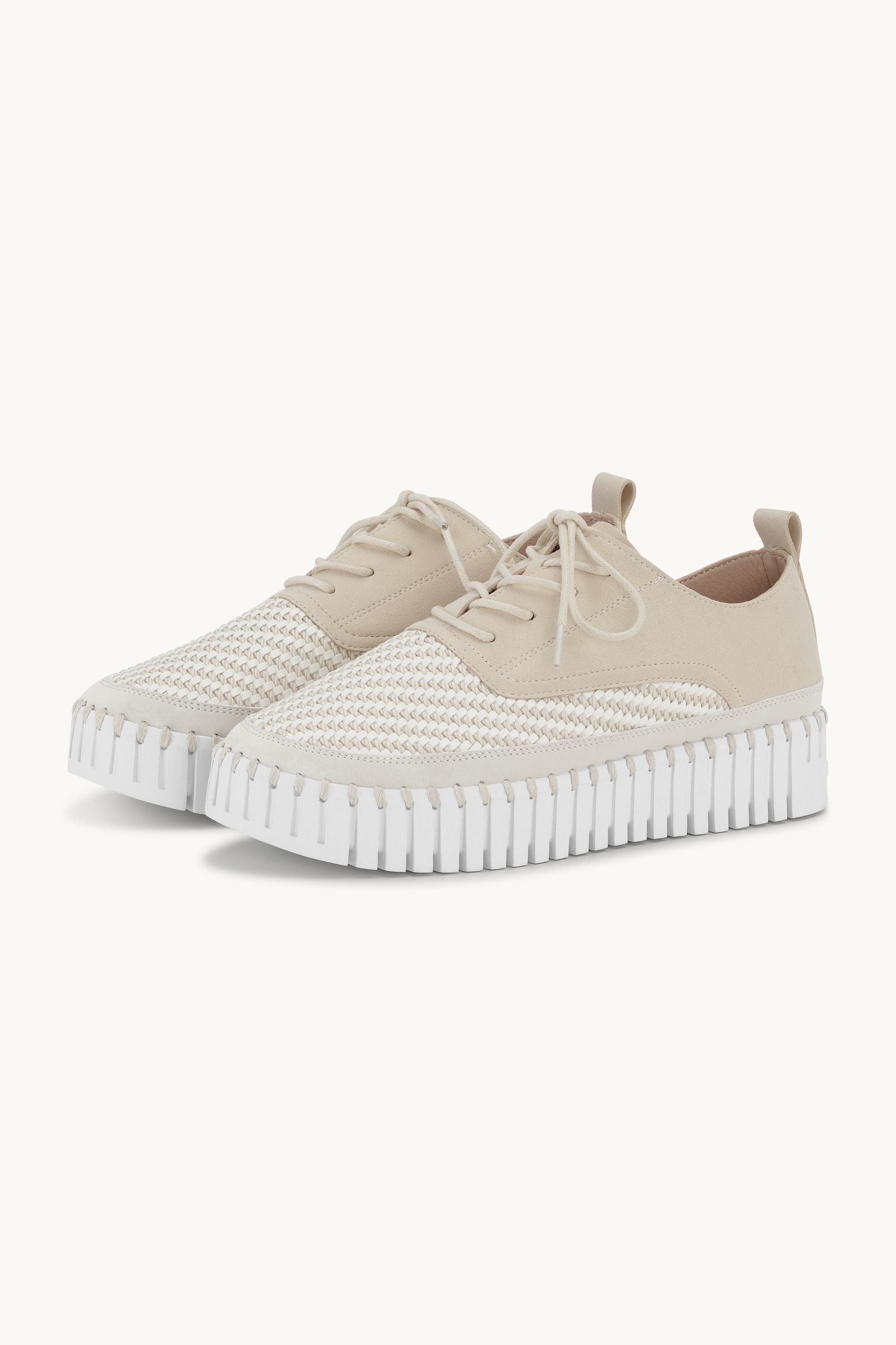 Tulip Flats With Laces - Kit White
