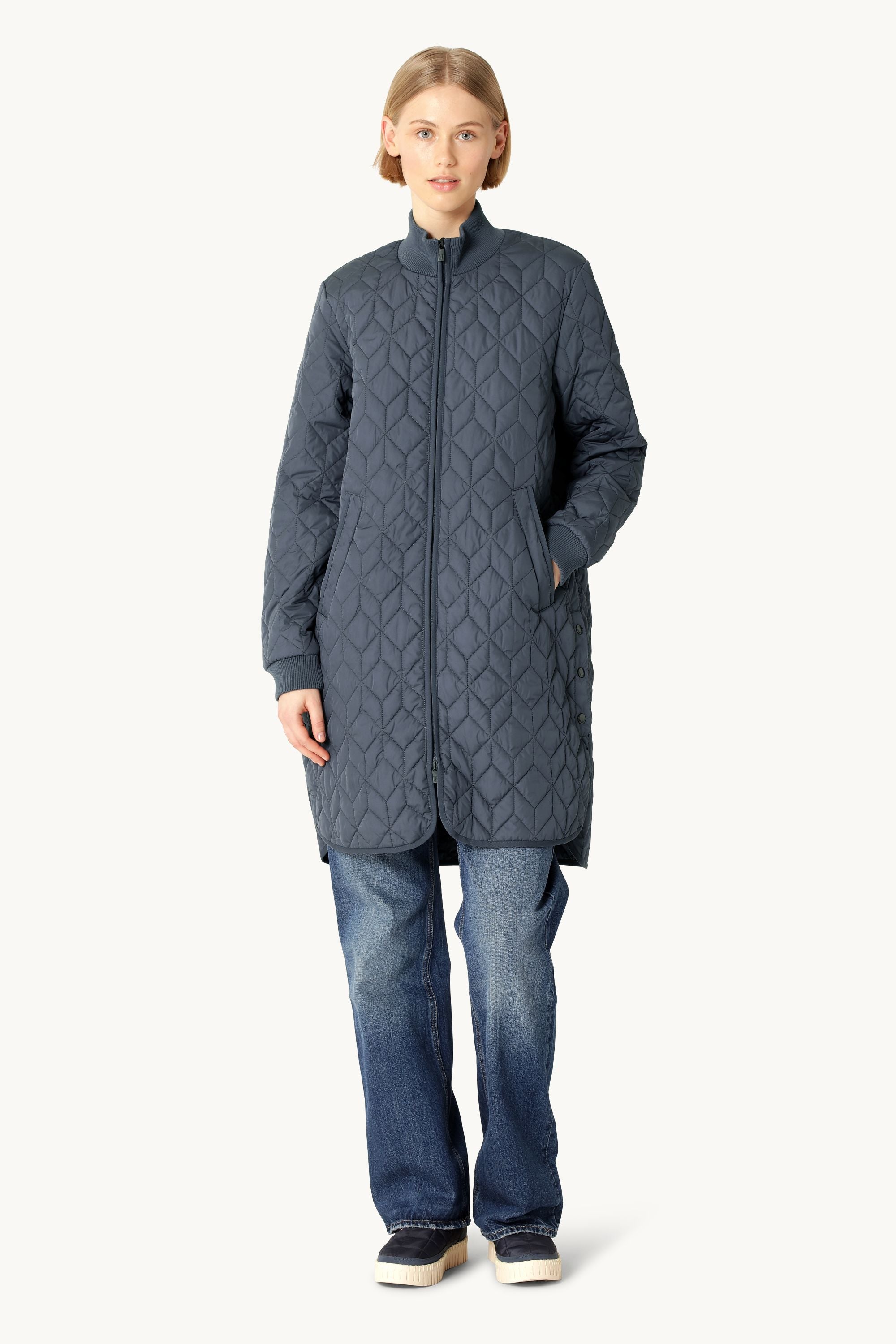 Long Padded Quilt Jacket - Ombre Blue