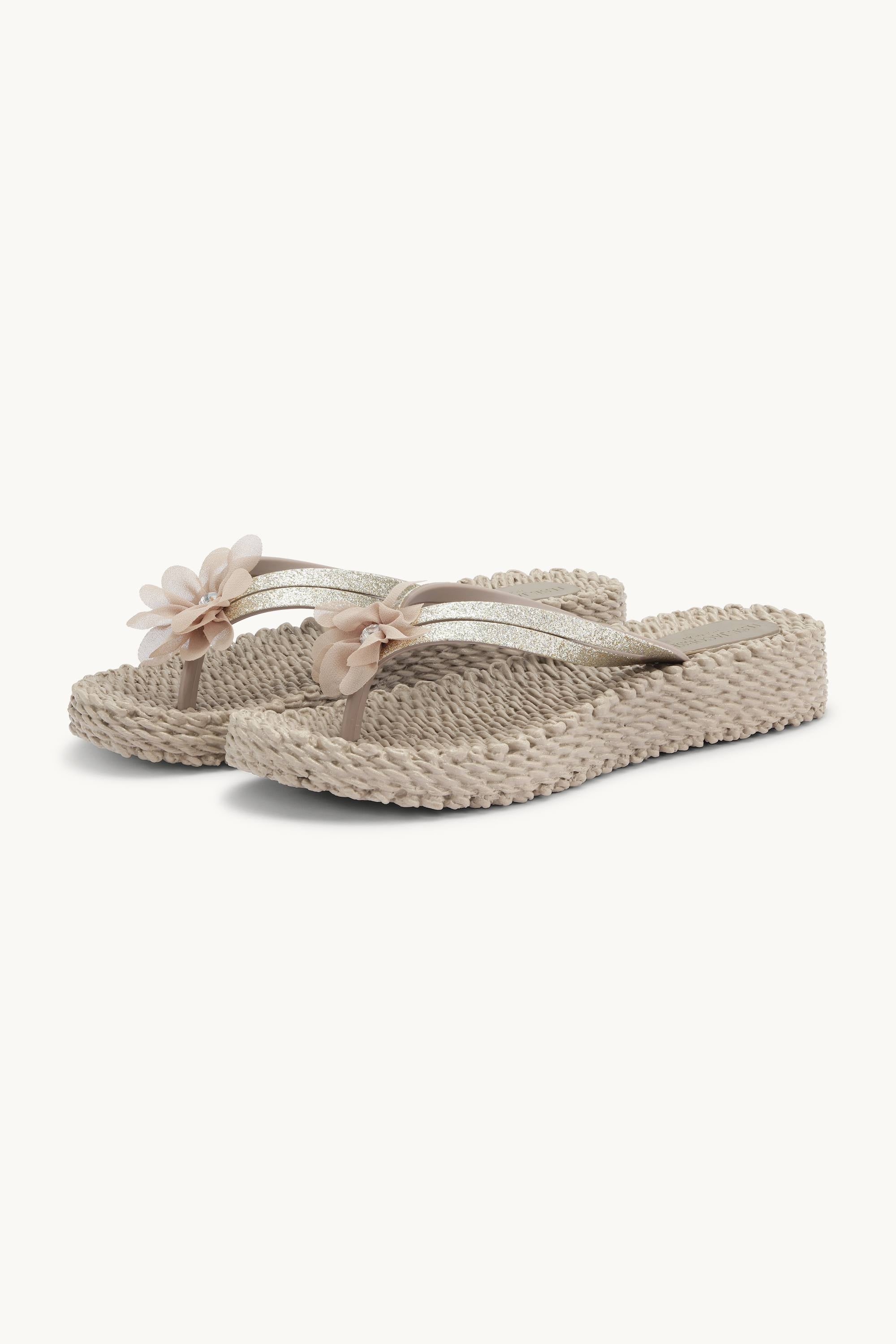 Flip Flops with Flower - Atmosphere