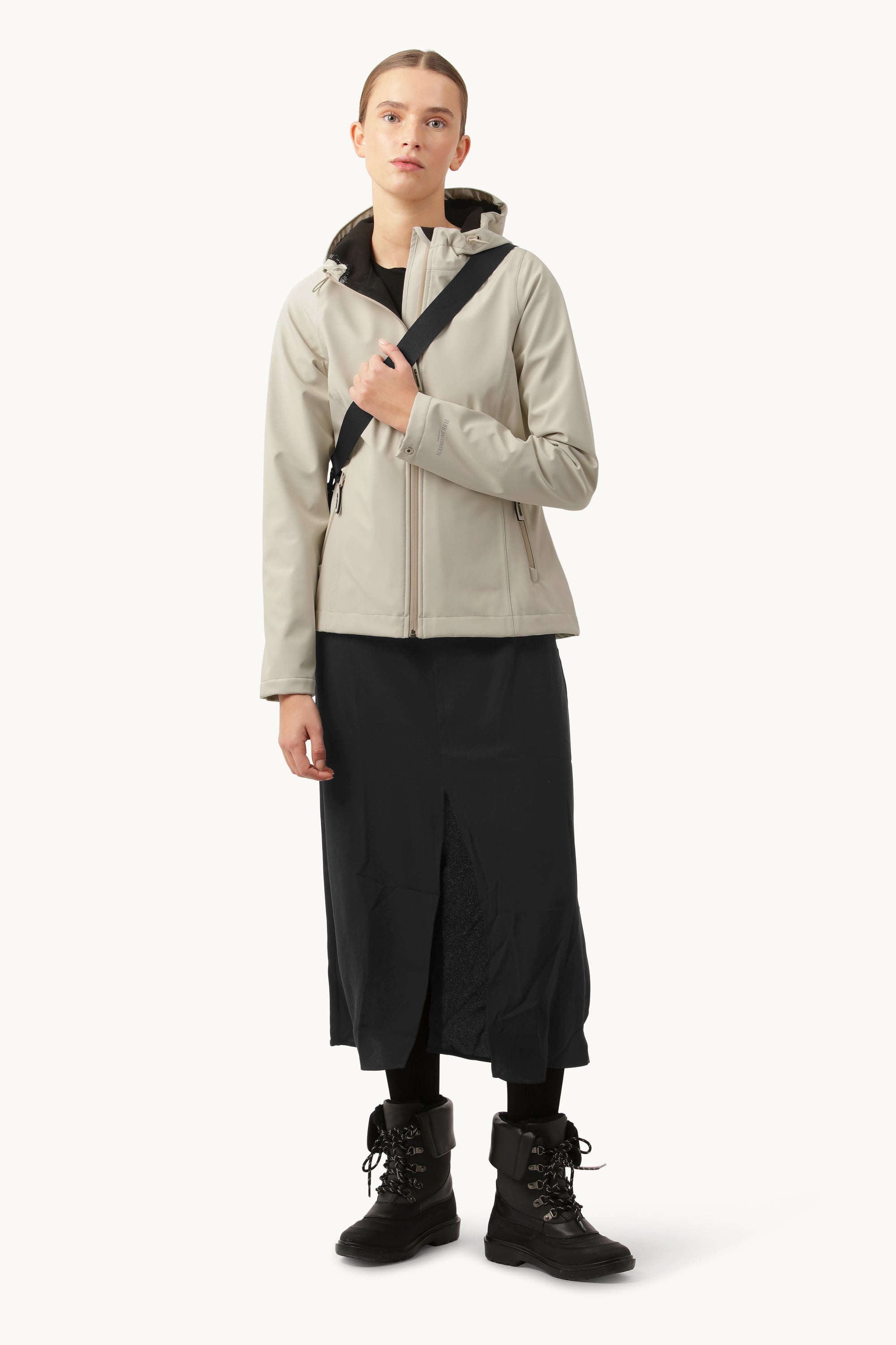 Short Softshell Raincoat - Bleached Sand