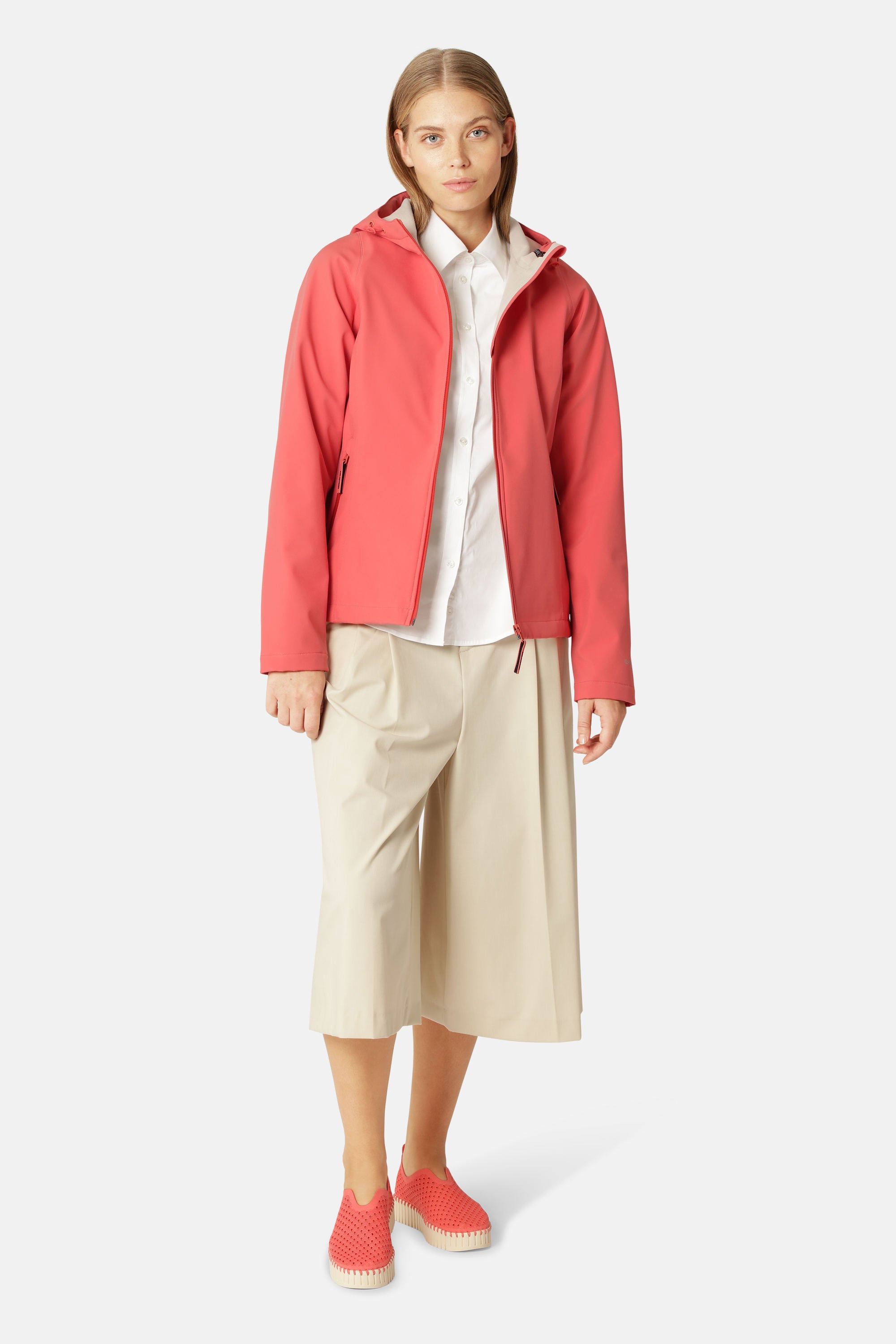 Short Softshell Raincoat - Spiced Coral