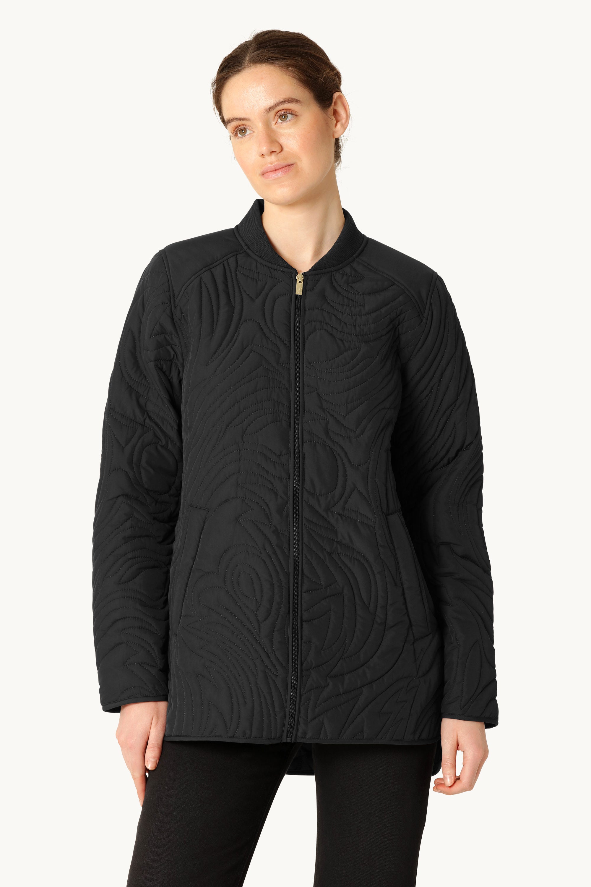 Short Quilt Jacket - Black