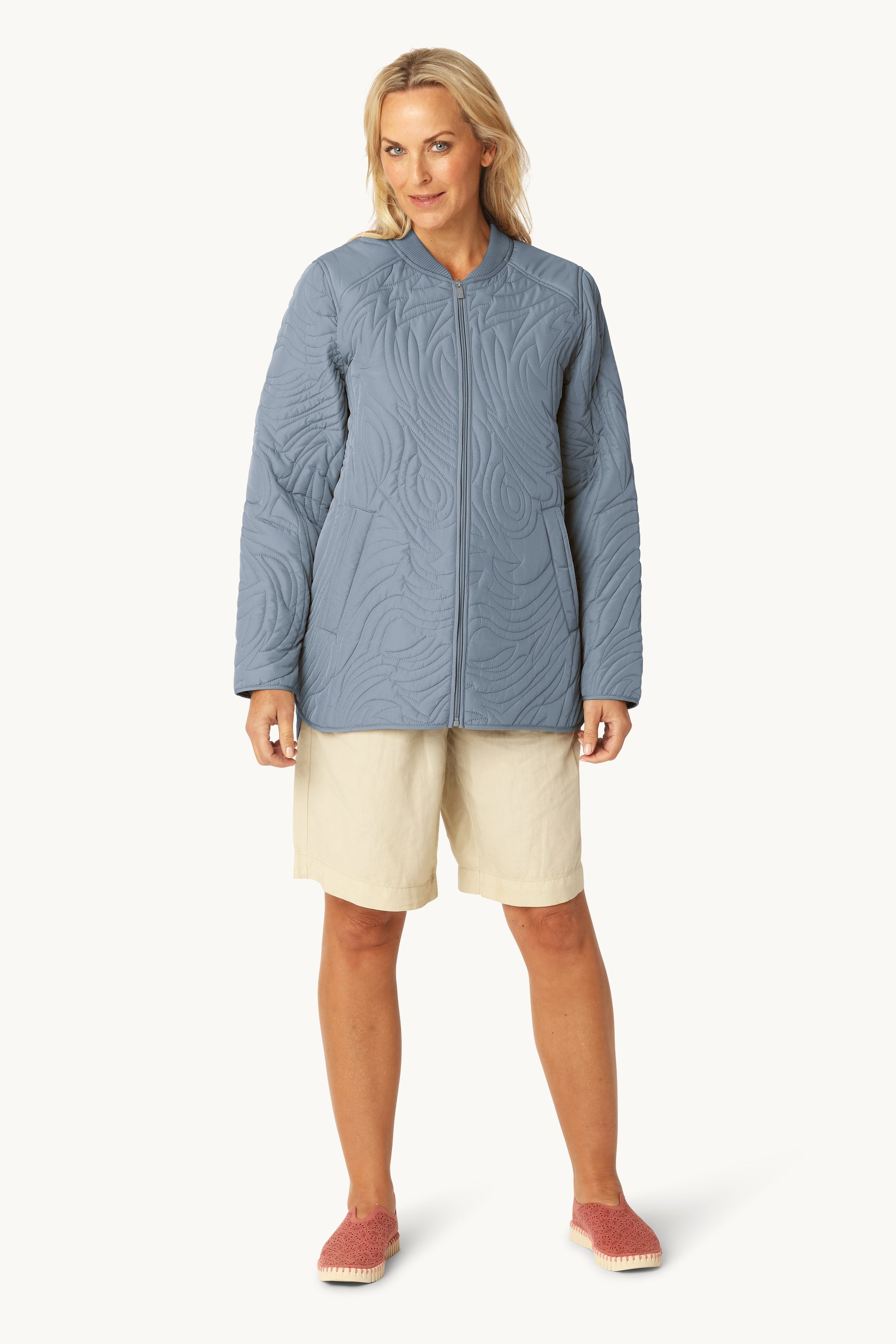 Short Quilt Jacket - Grey Blue