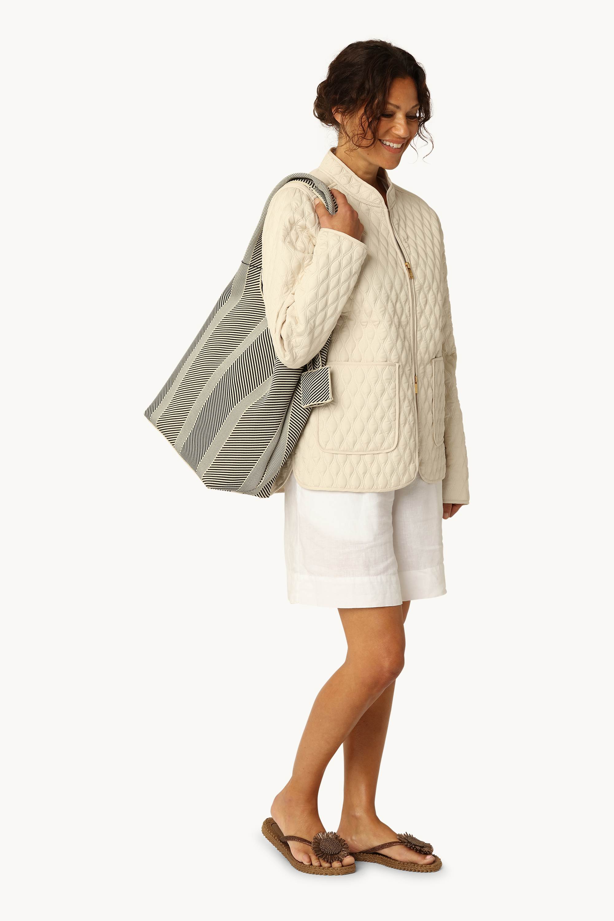 Knitted Bag - Milk Creme Black