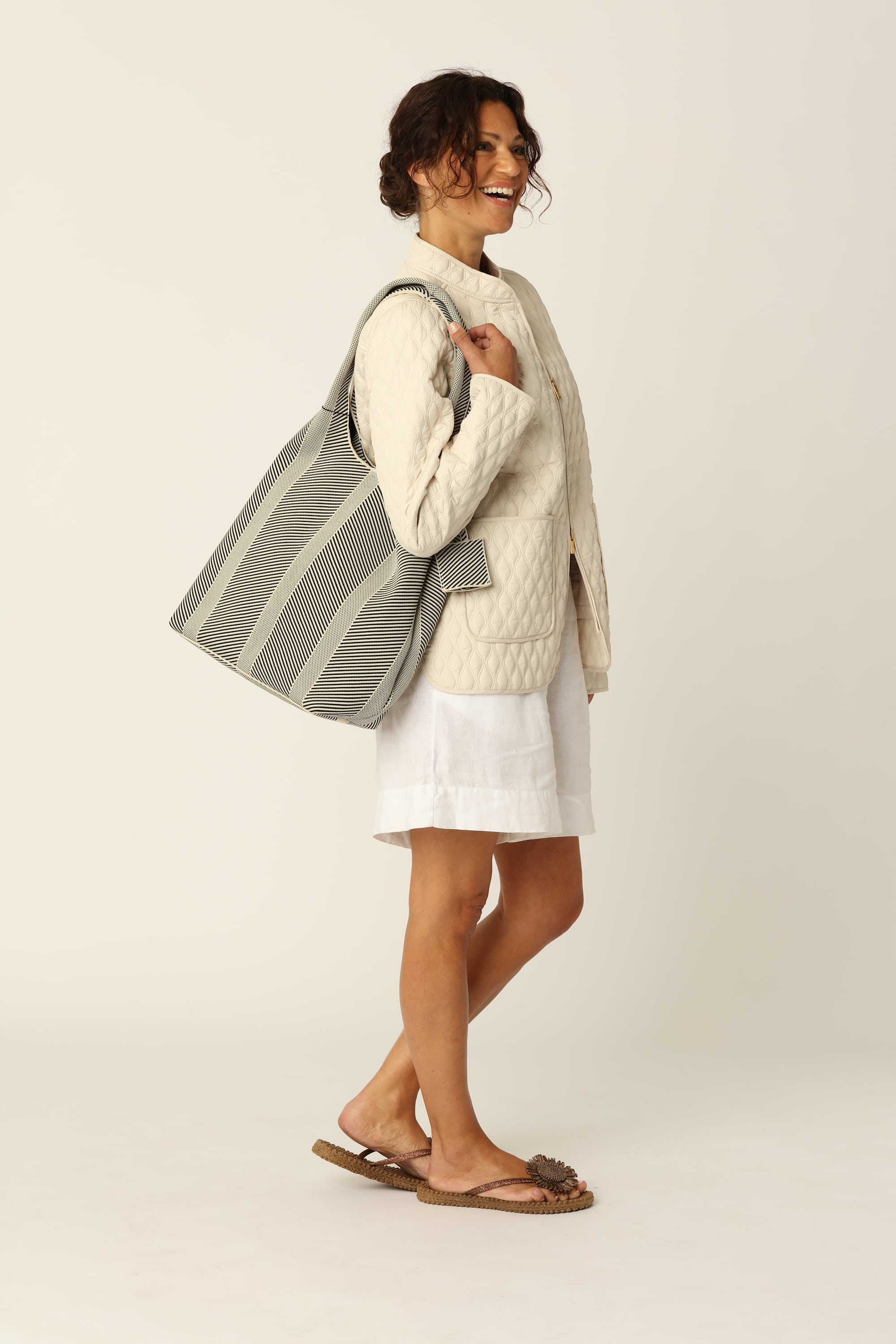 Knitted Bag - Milk Creme Black