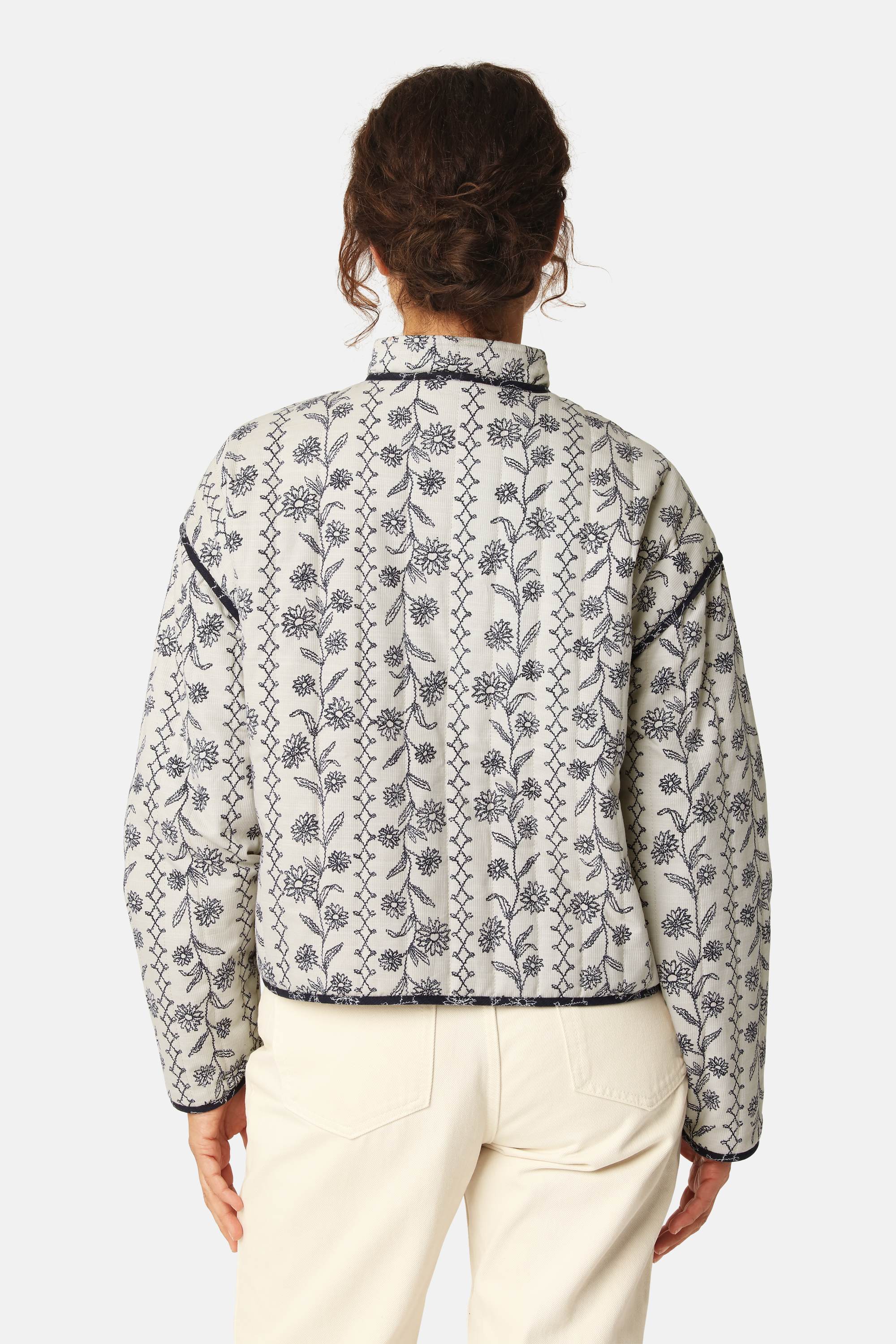 Short Padded Jacket - White Wildflower