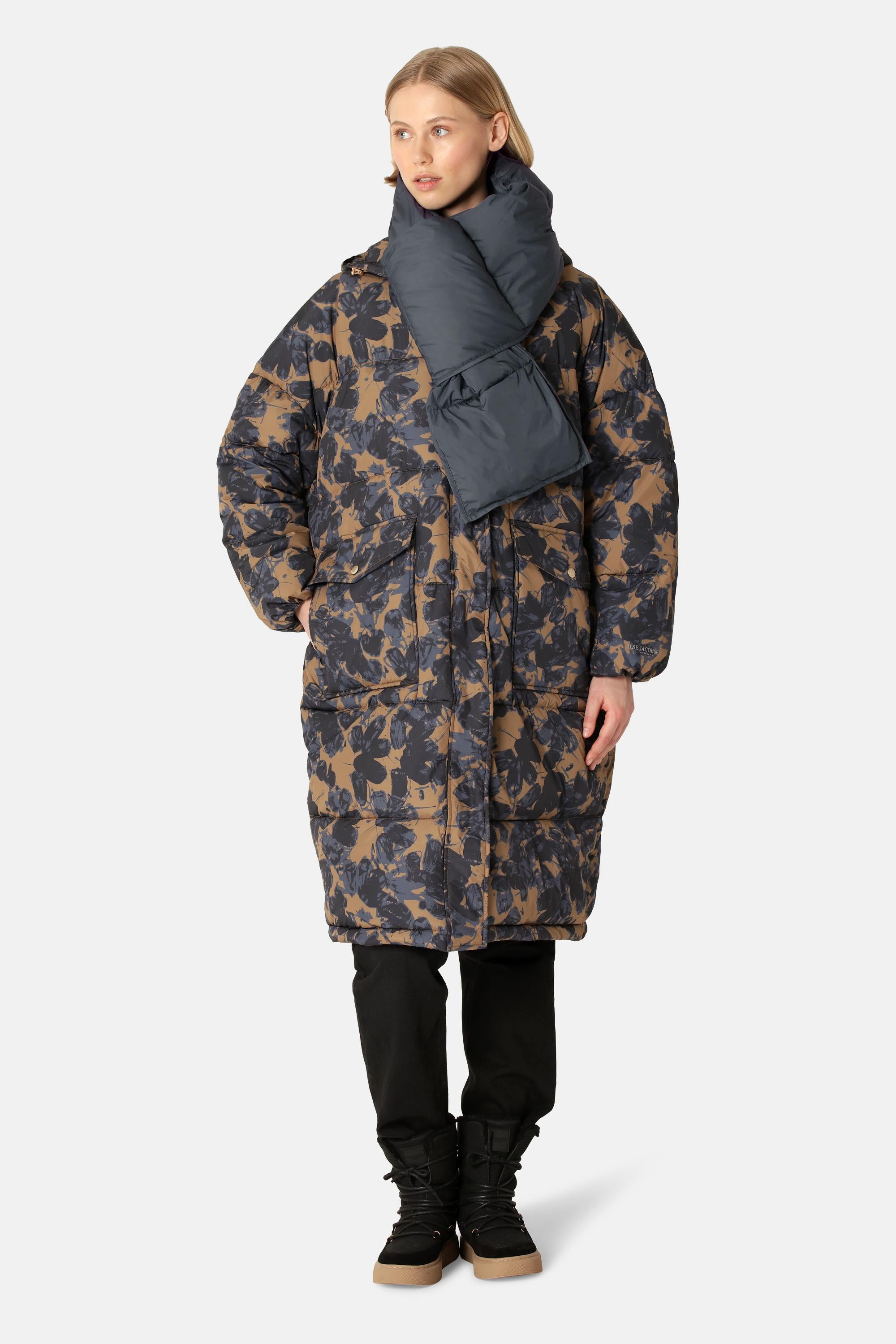 Padded Scarf - Ombre Blue