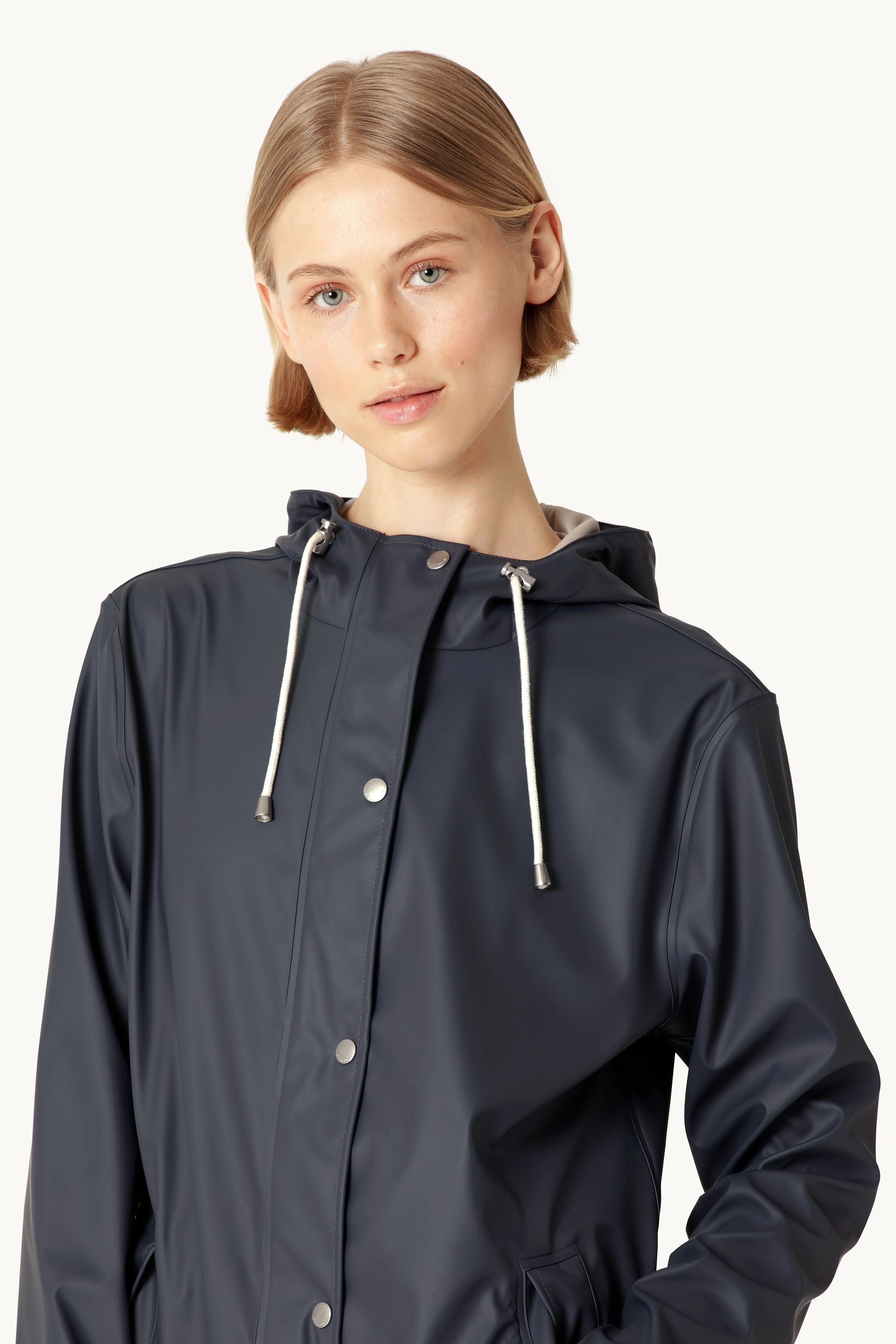 Light Raincoat - Ombre Blue