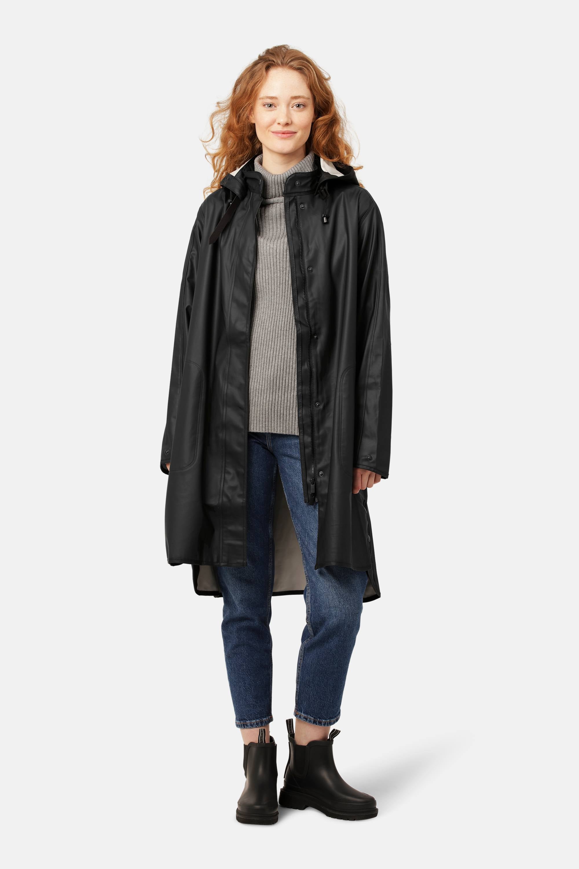 Light Raincoat - Black