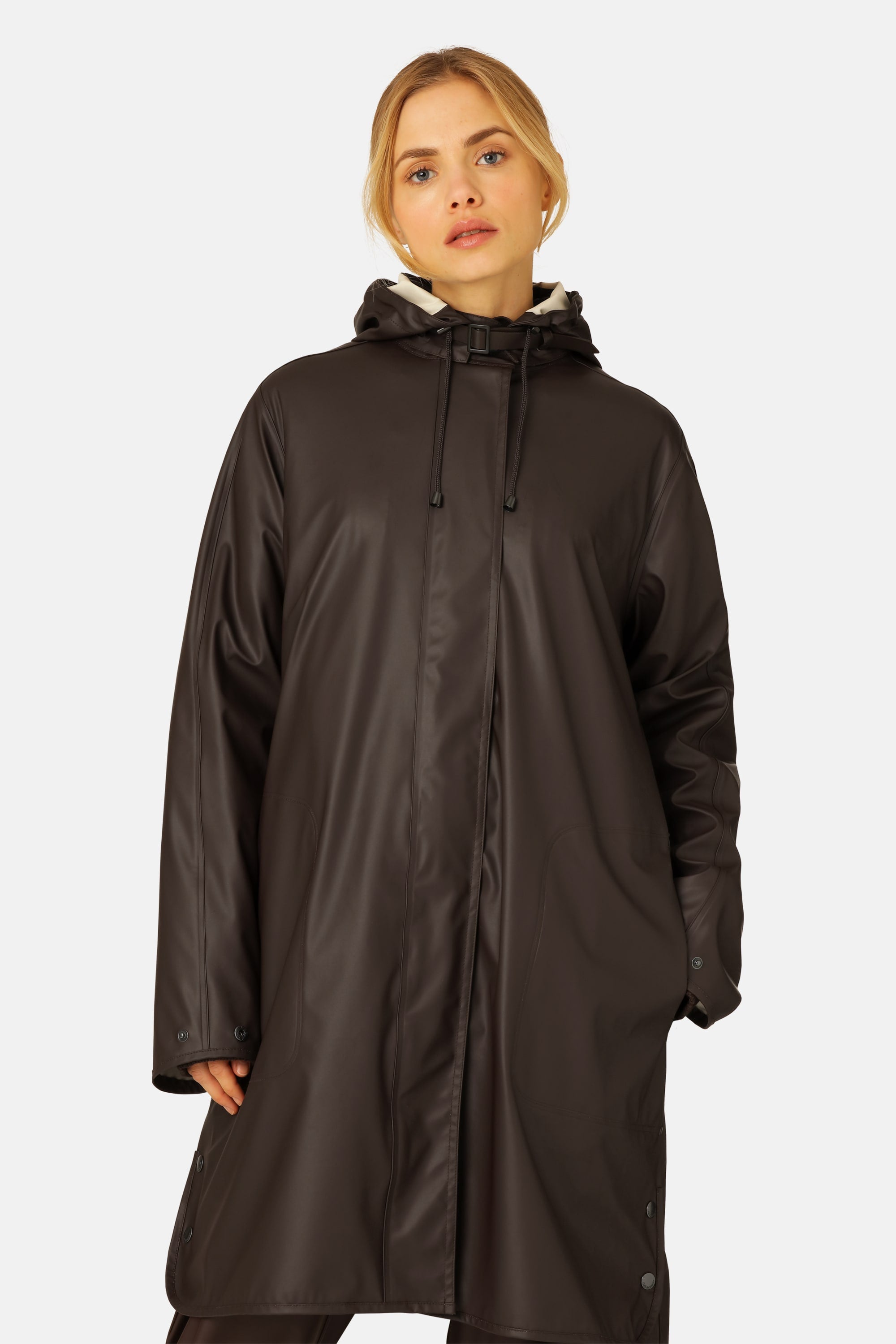 Light Raincoat - Ganache