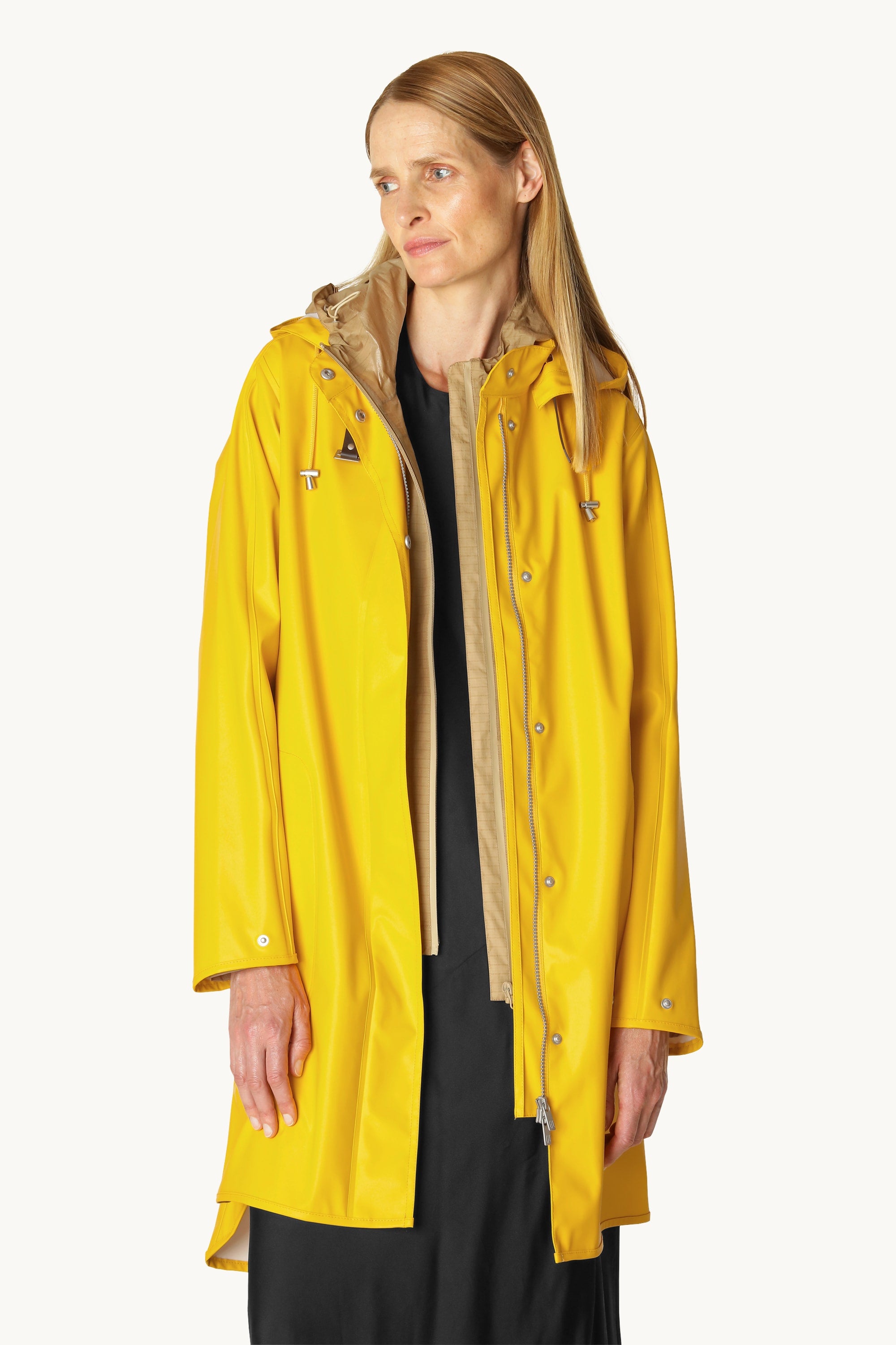 Light Raincoat - Cyber Yellow
