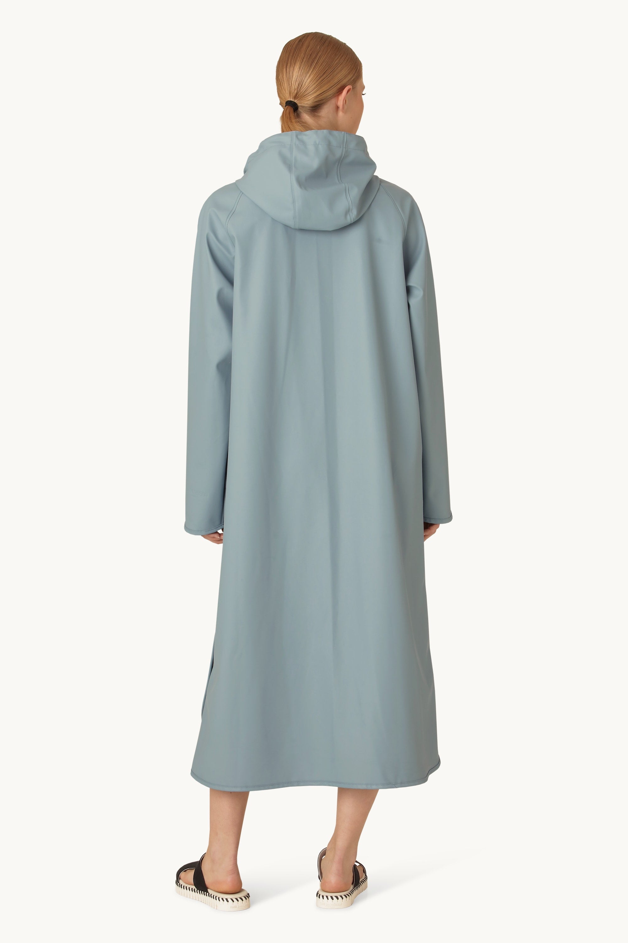 Long Light Raincoat - Blue Cloud