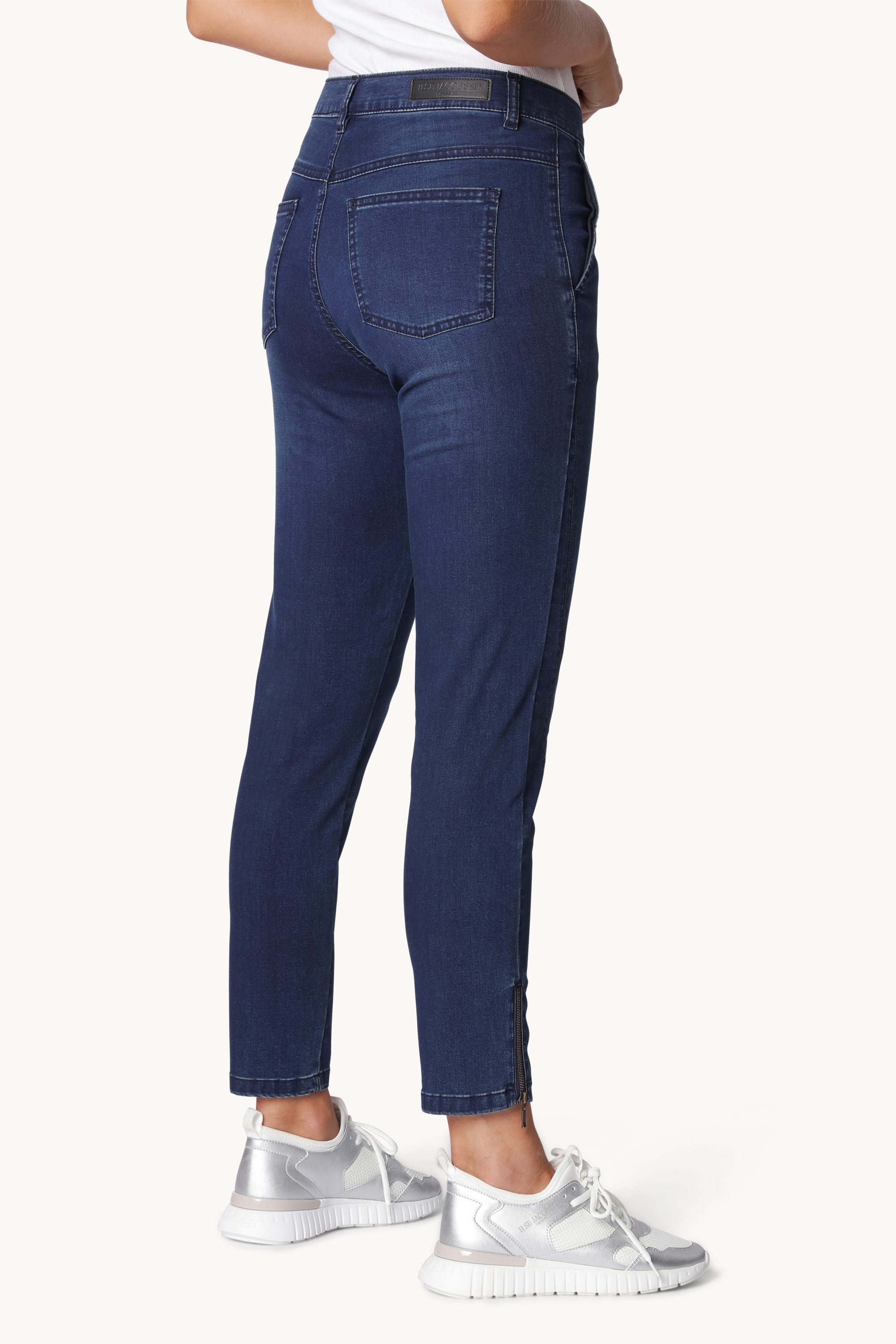 Trousers - Dark Blue wash