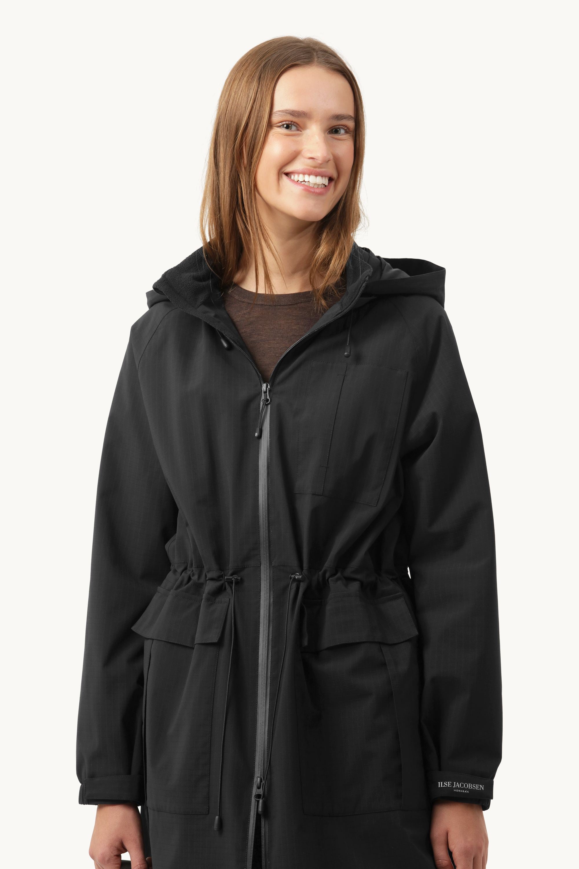 ILSE JACOBSEN ブラックレインコート38 Long Winter Coat - Black Beauty