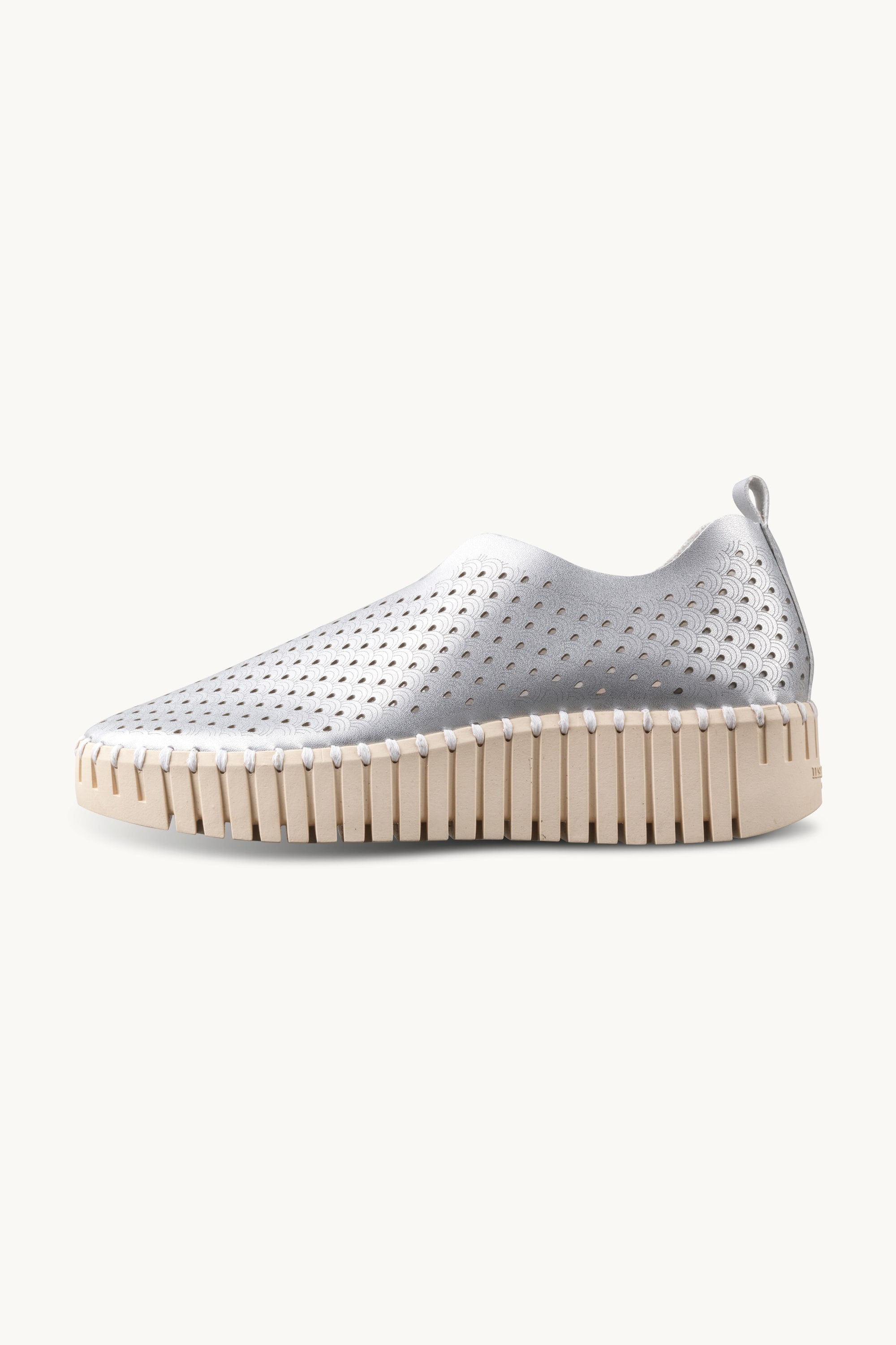 Tulip Slip-On Wedge - Silver Pearled Ivory