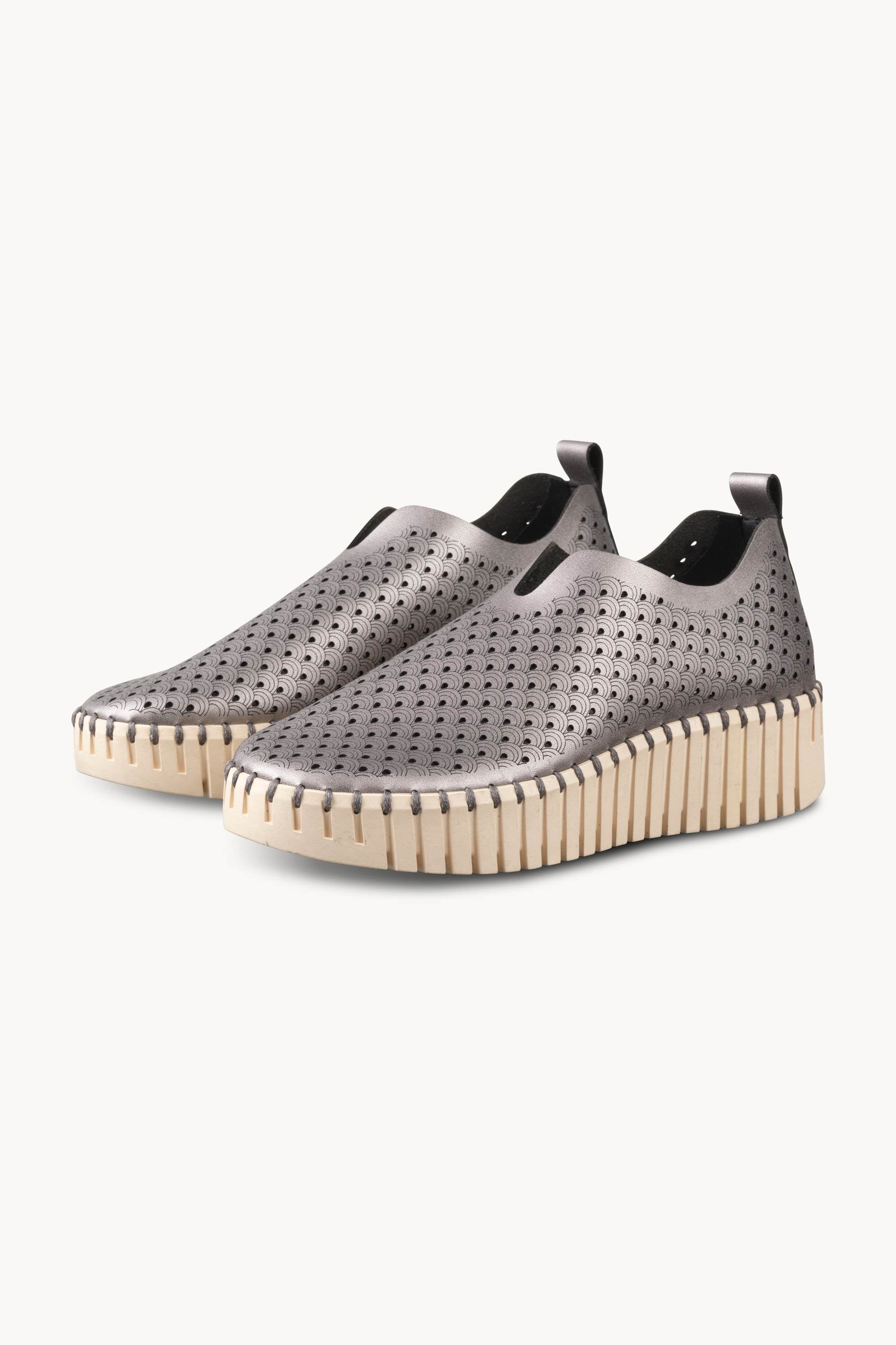 Tulip Slip-On Wedge - Gun Metal Pearled Ivory