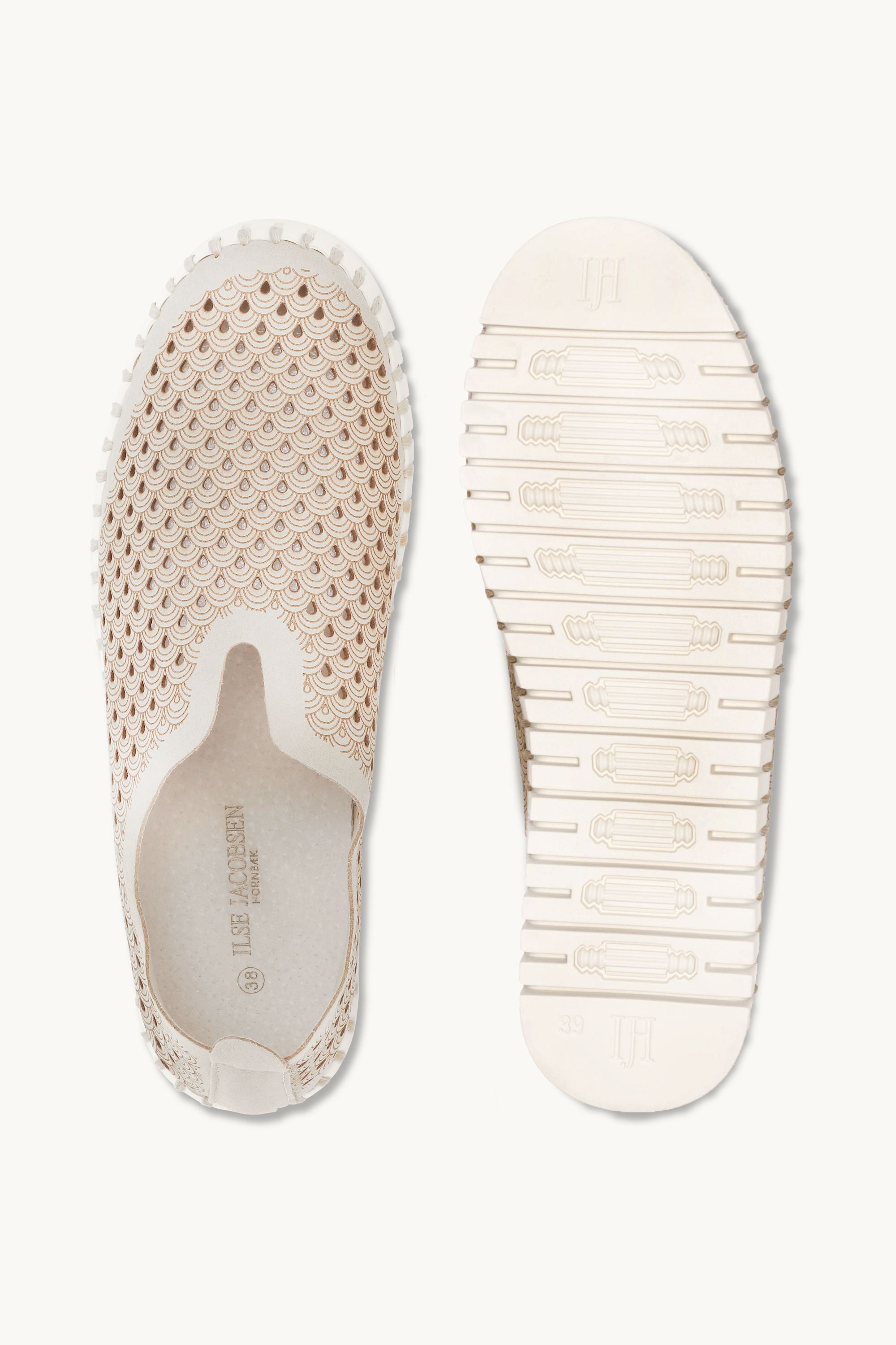 Tulip Flats - Milk Creme