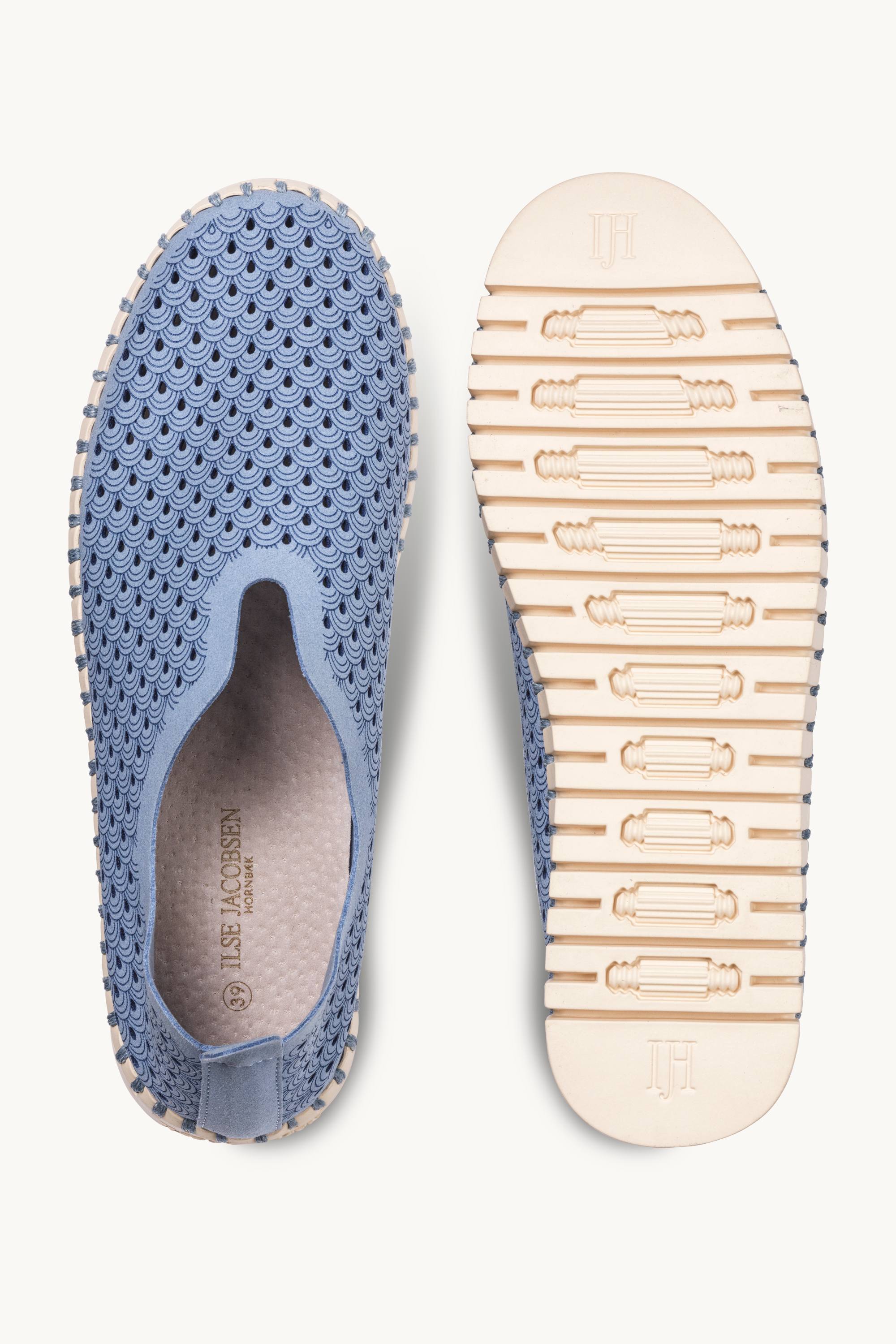 Tulip Shoe - Cornflower Pearled Ivory