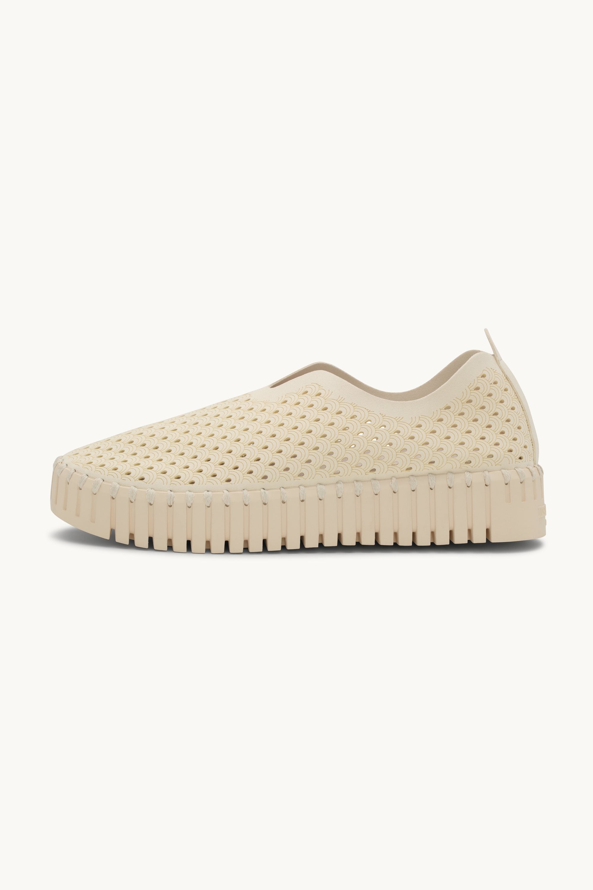 Platform Tulip Flats - Milk Creme