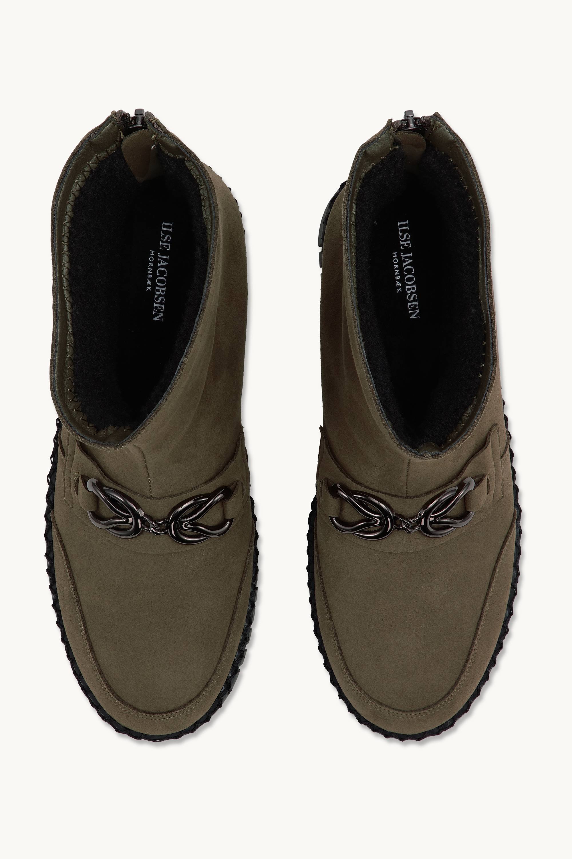 Tulip Winter - Deep Olive Black